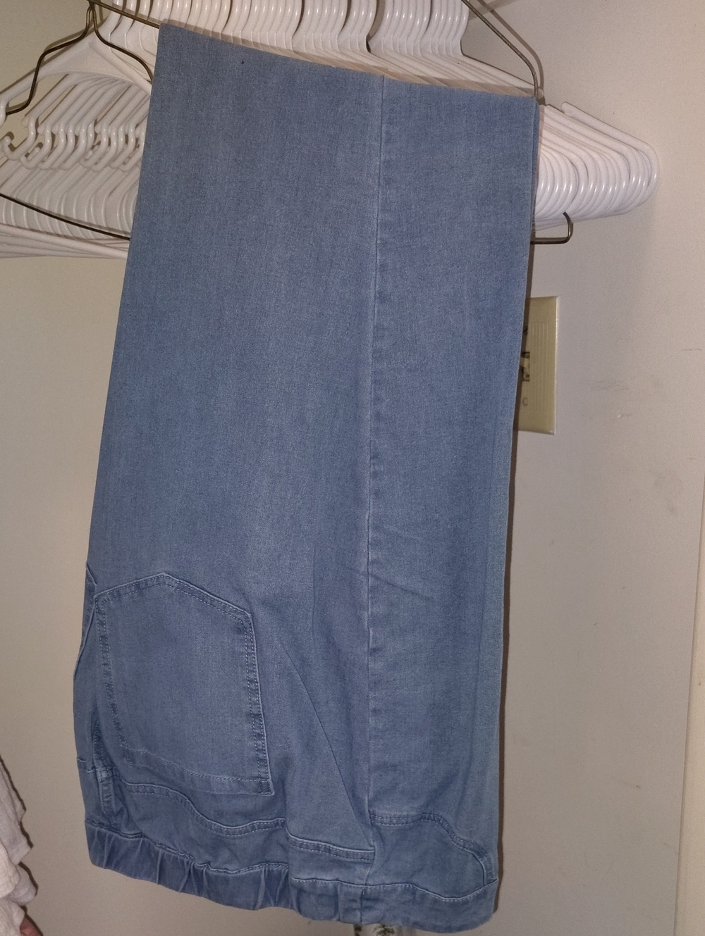 Isaac Mizrahi Light Blue Women’s Jeans